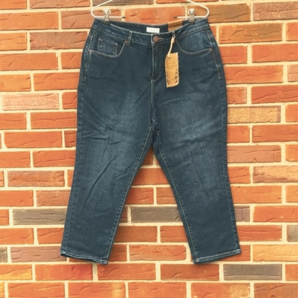 Coldwater Creek classic shaping ankle jeans